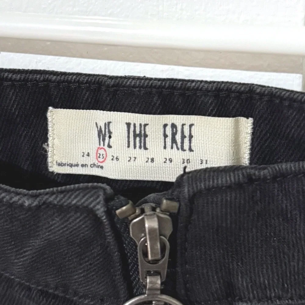 Free People We The Free Black Denim Mini Skirt Exposed Zipper Frayed Hem Size 25